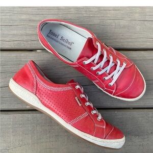 Josef Seibel Women's Red Lace-Up Sneakers